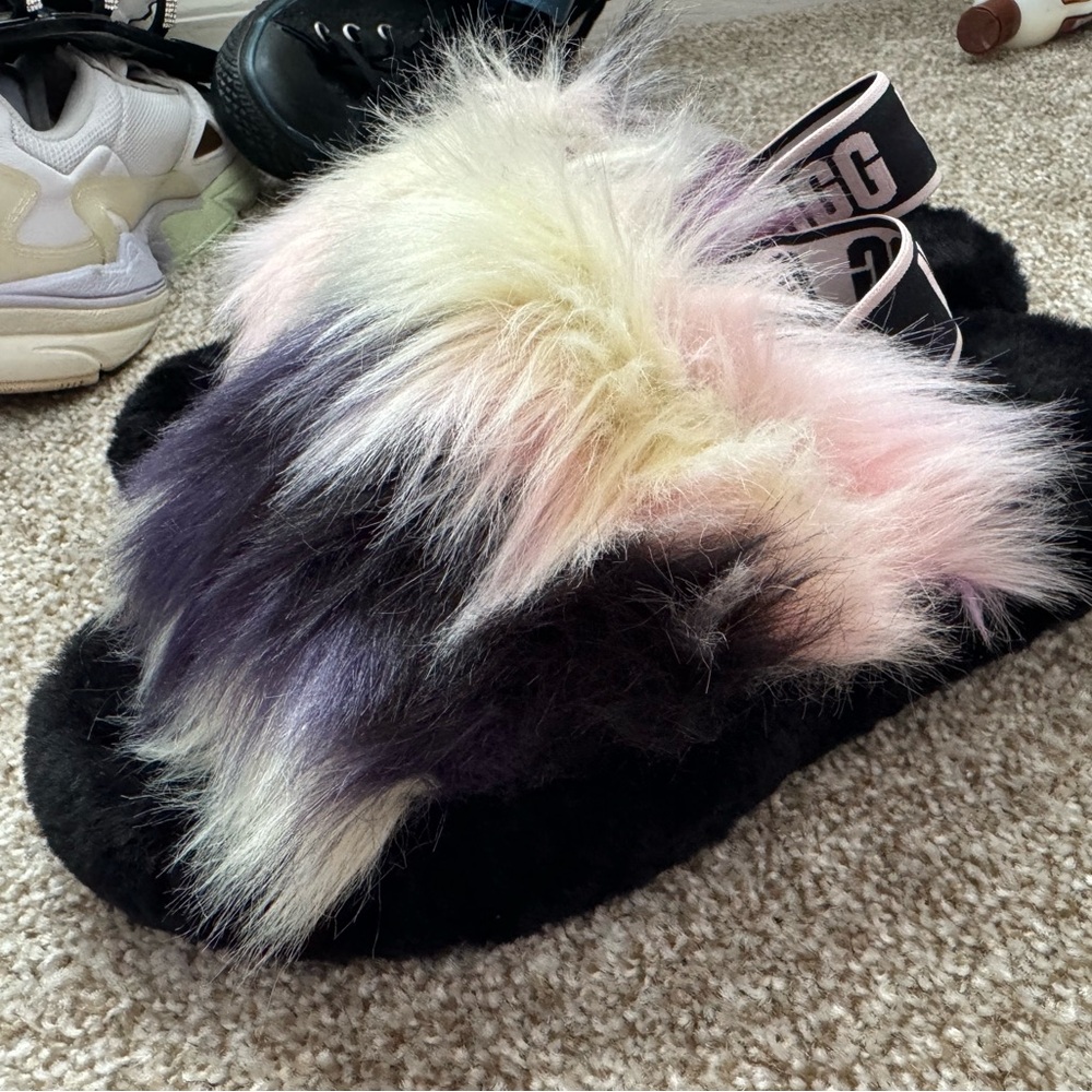 Ugg slides